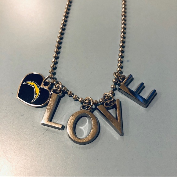 NFL Jewelry - NEW LA Chargers Love Necklace 🏈